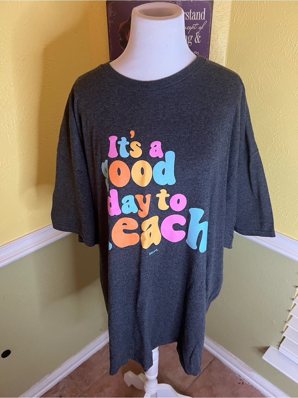 Delta Kids Charcoal Tee with Retro Multi-Color 'It's a good day to teach' Print - Picture 2 of 4